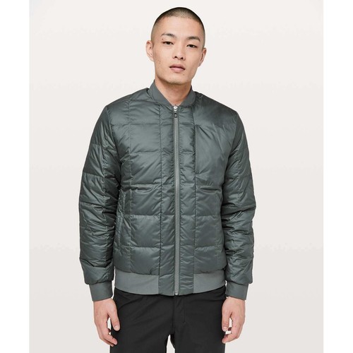 Lululemon about face bomber - face,
