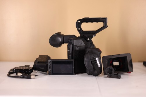 Canon cinema eos c300 mark - c300, ii