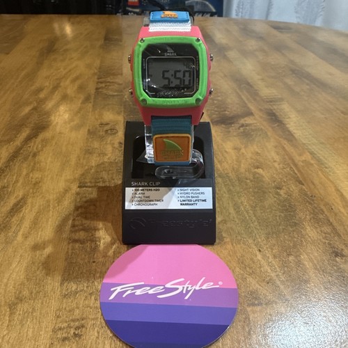Freestyle shark clip digital - freestyle,