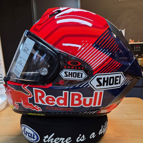 Shoei fifteen marquez 8 - shoei,