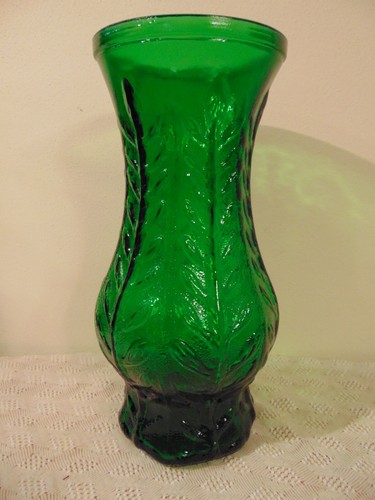 Vintage large green flower - large,
