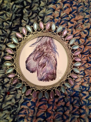 Round picture frame - round,