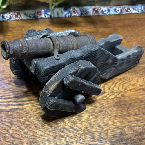 Vintage cast iron military - vintage,