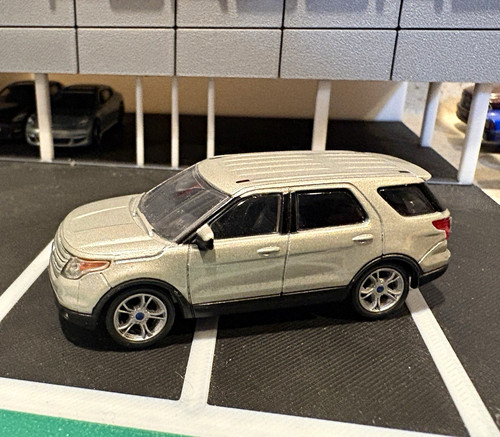 Greenlight 2013 ford explorer - greenlight,