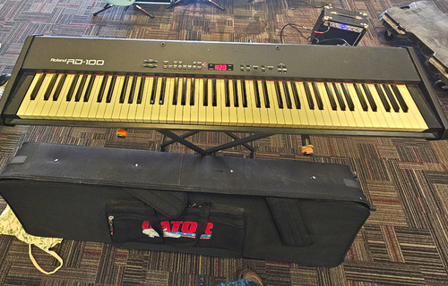 Roland 100 key - roland, rd-100