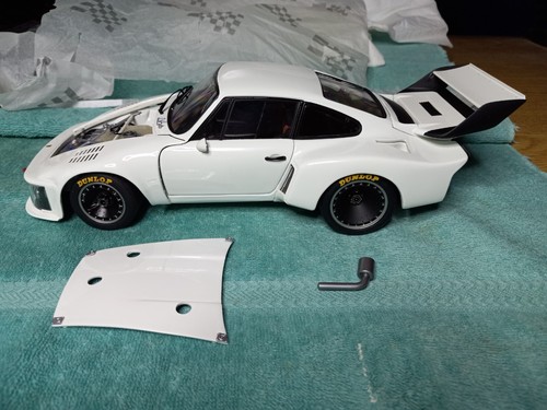 Exoto porsche 935 - 935,
