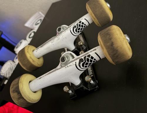 Thunder 147 skateboard - thunder,