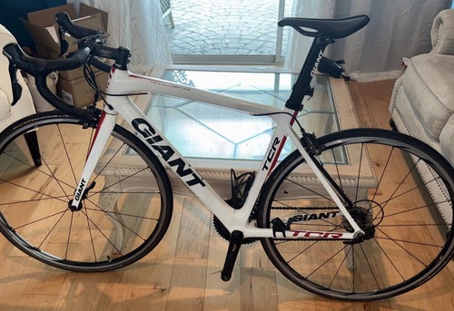 2019 2011 giant tcr - ?,