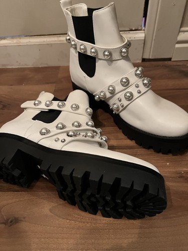 White boots size8 - boots,