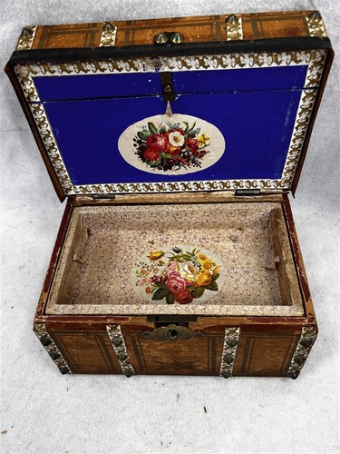 Antique doll trunk jenny lind - antique,