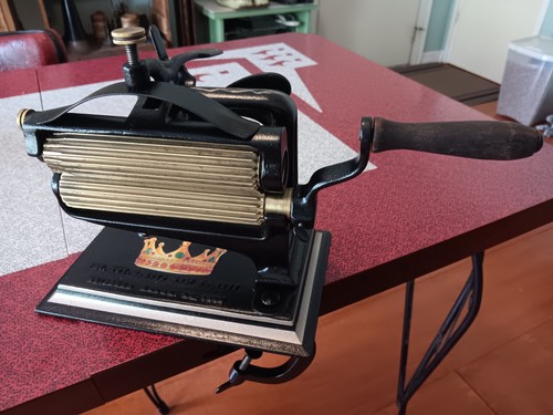 Crown fluting iron antique - crown,