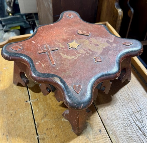 Rare primitive wood foot - rare, stool