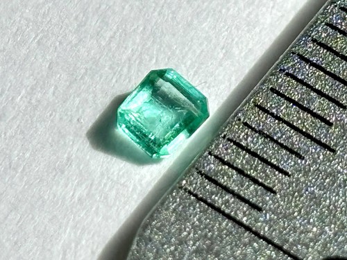 160 carats genuine colombian - 0.160,