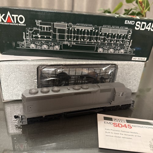 Kato scale sd45 - scale,