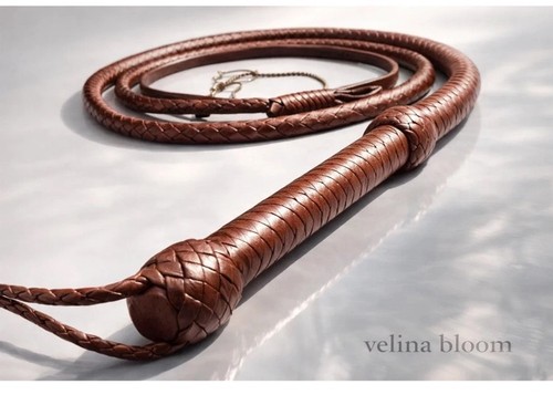 Handmade leather bullwhip - handmade,