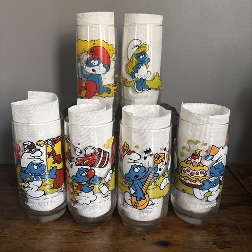 1983 peyo smurf - peyo, drinking