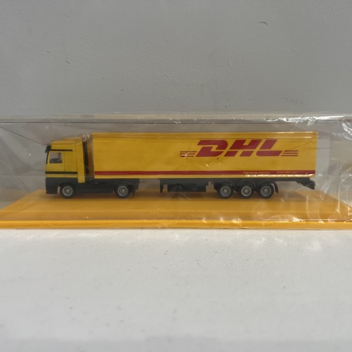 Mercedes benz dhl - mercedes,