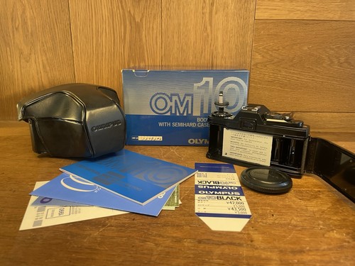 Unused box olympus om10 - in, box*