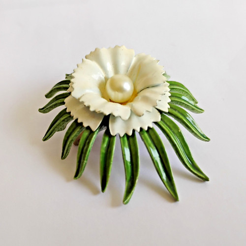 Vintage white enamel flower - vintage,