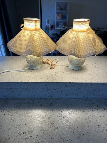 Vtg pair mcm light - mcm,