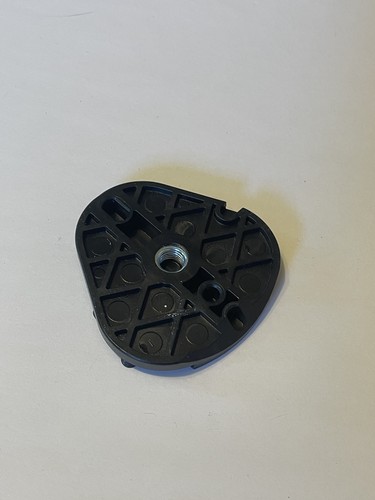 Mounting plate