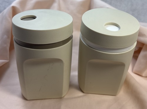 Tupperware vintage salt - vintage,