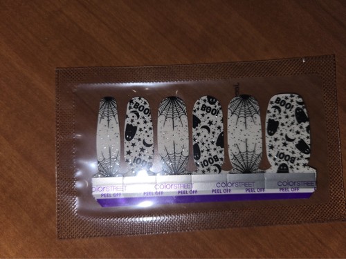 Color street nail - polish, ~