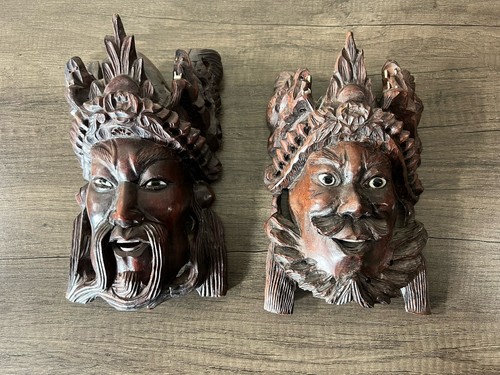 Vintage heavy carved wood - vintage,