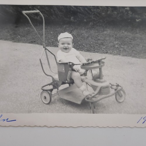 Smiling baby boy taylor tot - smiling,