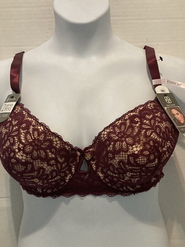 New nwt daisy - nwt, burgundy