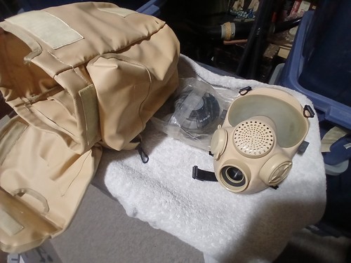 Polish military gas mask - military,