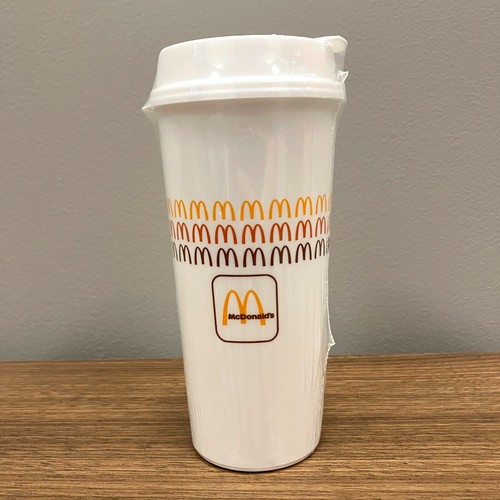 Mcdonald golden arches - golden,