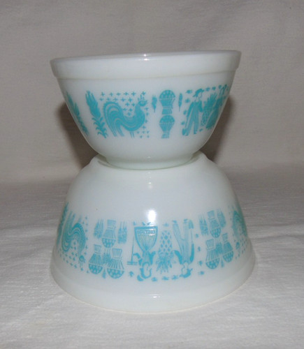 Pyrex turquoise butterprint - pyrex,