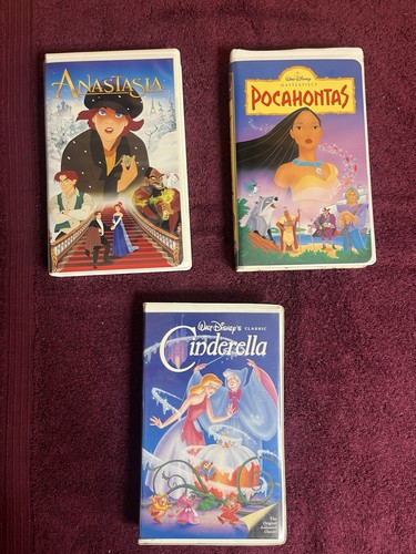 Walt disney home video - walt,