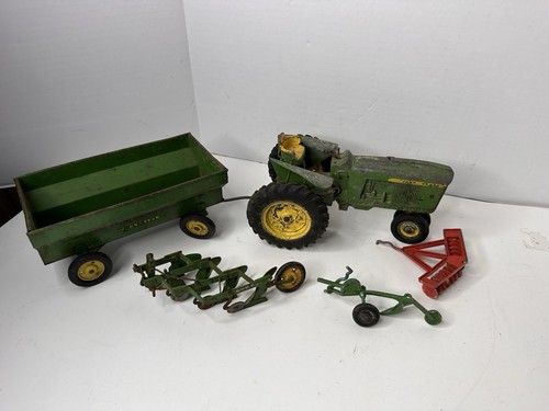 Vintage john deere toy - deere,