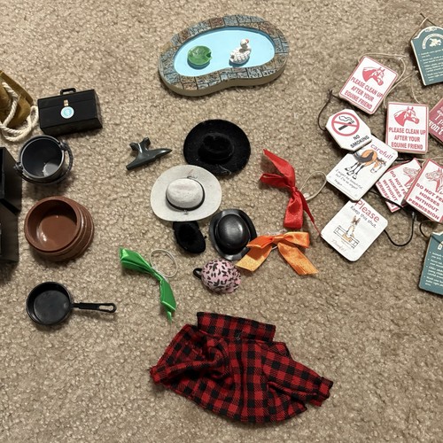 Breyer random accessories - random, for
