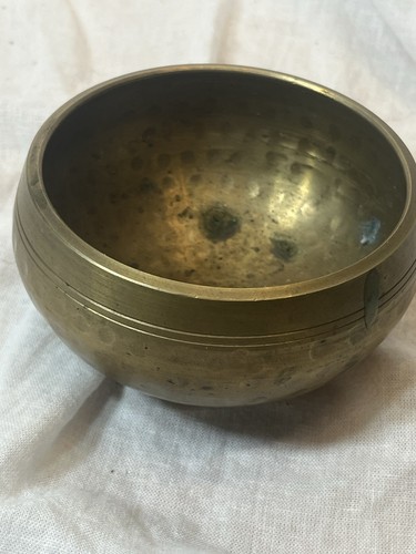 Tibetan singing bowl solid - singing,
