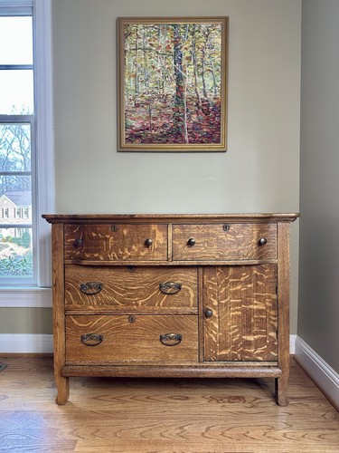 Antique quartersawn oak - quartersawn, bonnet