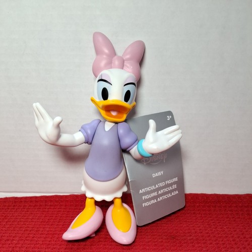 2025 disney parks daisy duck - disney,