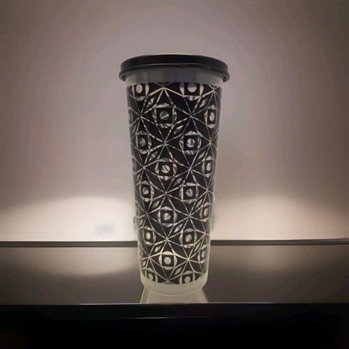 Tupperware 16oz tumblers in - 16oz,