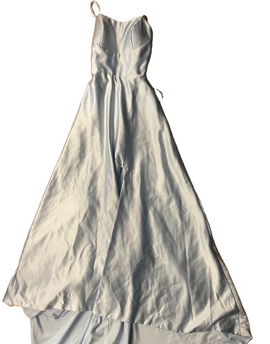 Stunning icy light blue - icy,