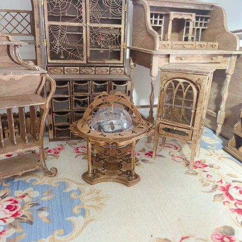 Scale dollhouse - scale,