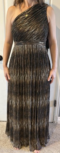 Vince camuto one shoulder - one, gown