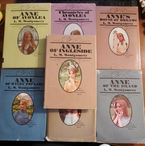 Vtg anne green gables book - vtg,