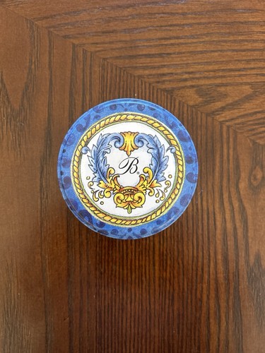 Brighton round tin 25 - brighton, 1.25"