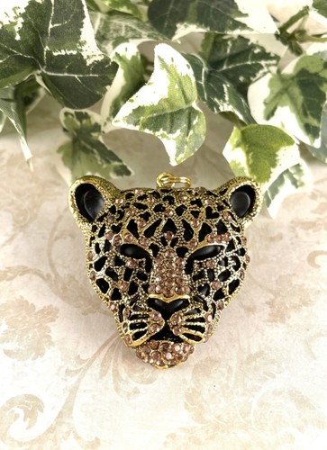 Leopard necklace with - leopard,