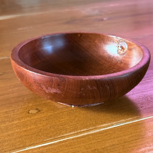 Vintage hand turned wood - hand,