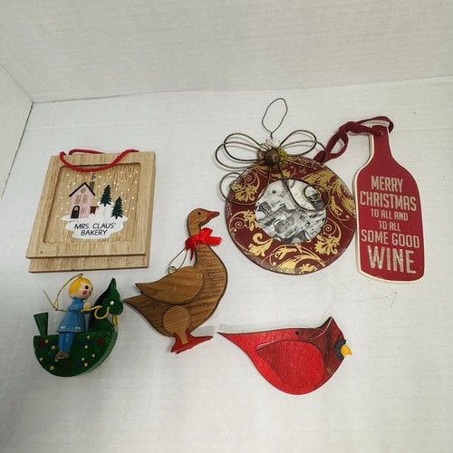 Lot vtg christmas wooden - lot,