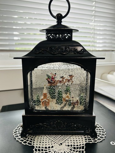 Lighted snow globe - lighted,