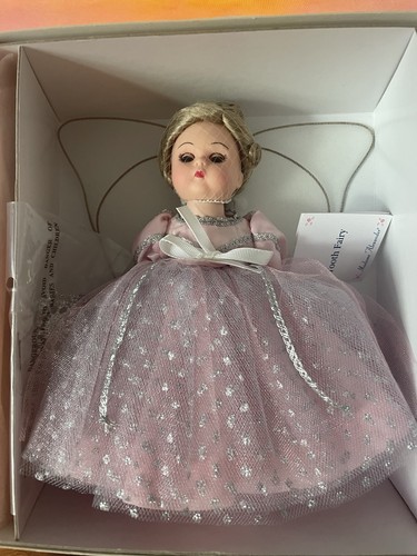 Vtg 2000 madame - vtg,